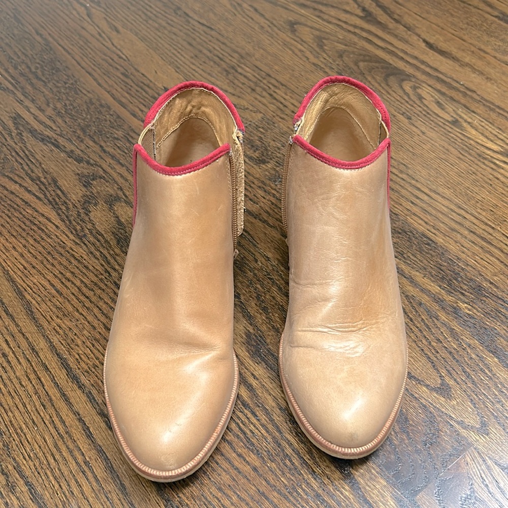 Mellow Yellow Paris Bootie size 38